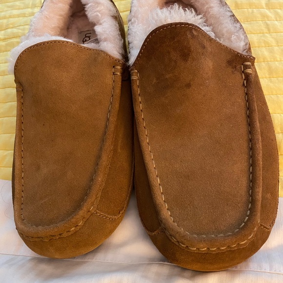 UGG Ascot Slipper suede with rubber sole color chestnut Size 13 - Picture 2 of 9
